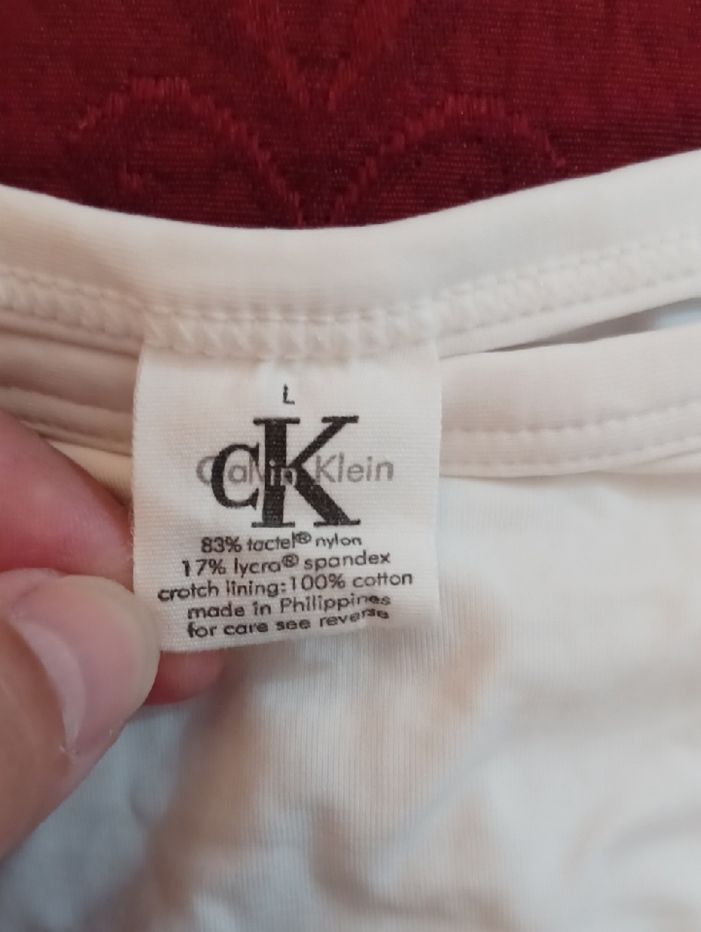 Calvin Klein White Halter Bra And Matching Bikini Panties - Picture 4 of 11